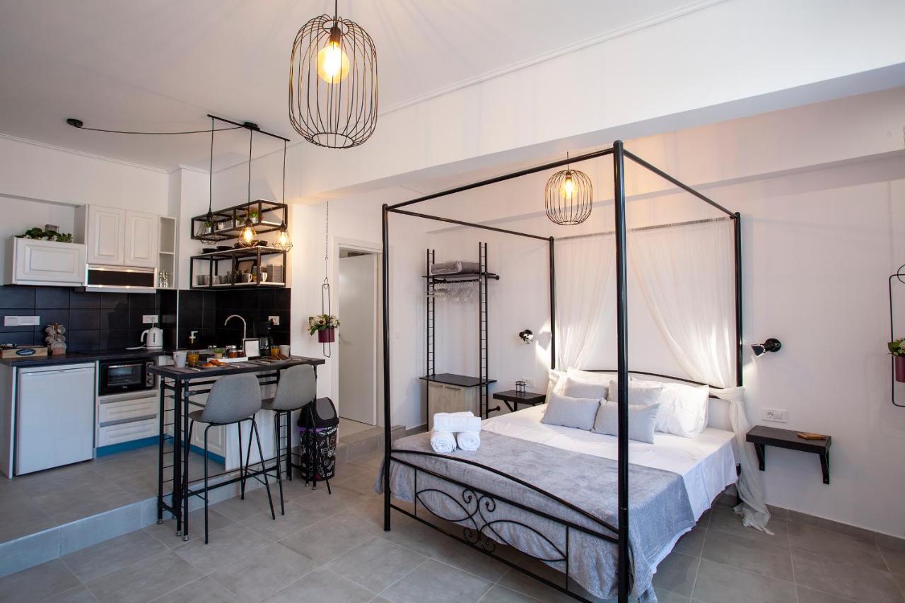 Luxury One Bedroom Aristophanes * Athene
